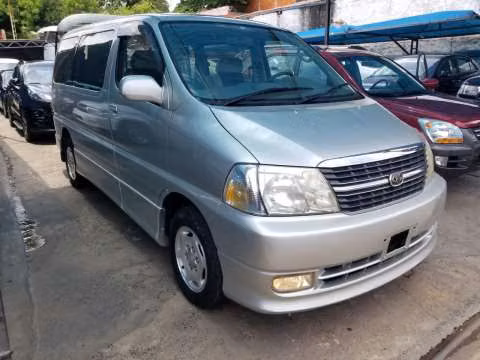Toyota Granvia 2000 - Imagen 3
