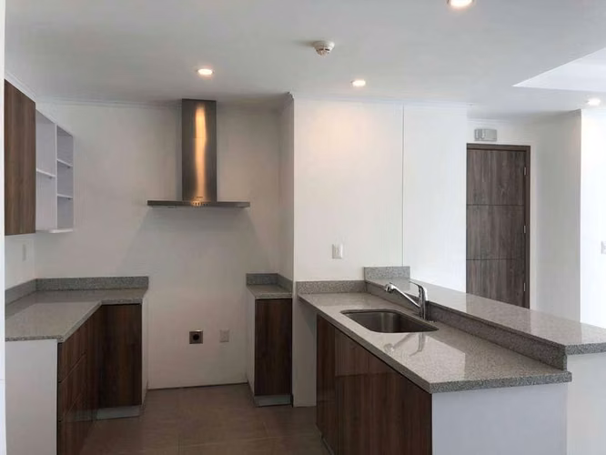 ALQUILO APARTAMENTO PUERTA DEL ALMA, NUEVO A ESTRENAR, tiene 102 mts2, 2 parqueos, 2 habitaciones: principal con baño, A - Imagen 2