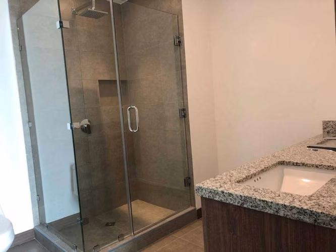 ALQUILO APARTAMENTO PUERTA DEL ALMA, NUEVO A ESTRENAR, tiene 102 mts2, 2 parqueos, 2 habitaciones: principal con baño, A - Imagen 4