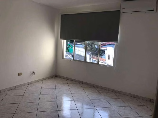 SE ALQUILA APARTAMENTO CONDOMINIO SIENA SAN BENITO, SIN MUEBLES, recién remodelado: -1 cuarto principal con A/C, baño y