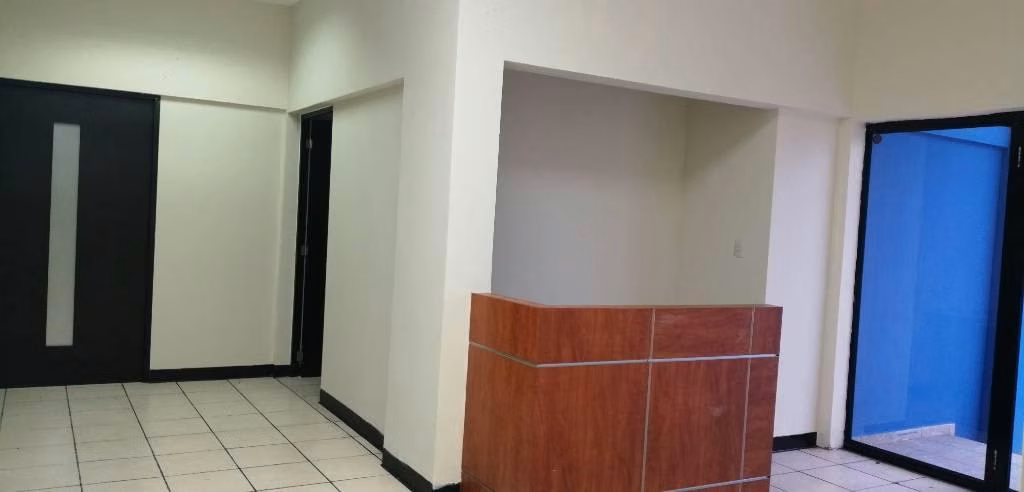 Se alquila propiedad para oficinas