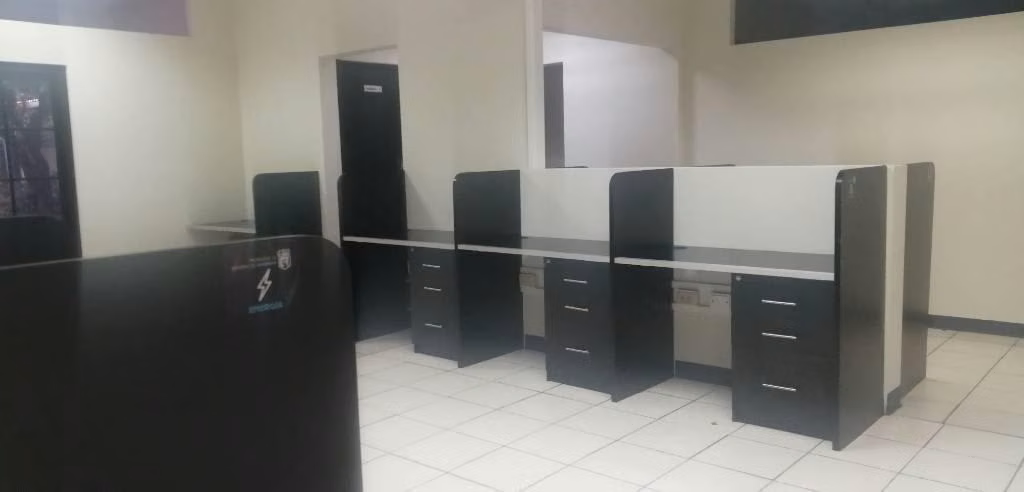 Se alquila propiedad para oficinas
