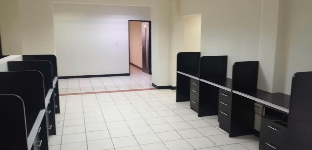 Se alquila propiedad para oficinas