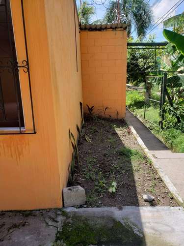CASA EN VILLA LOURDES COLON
