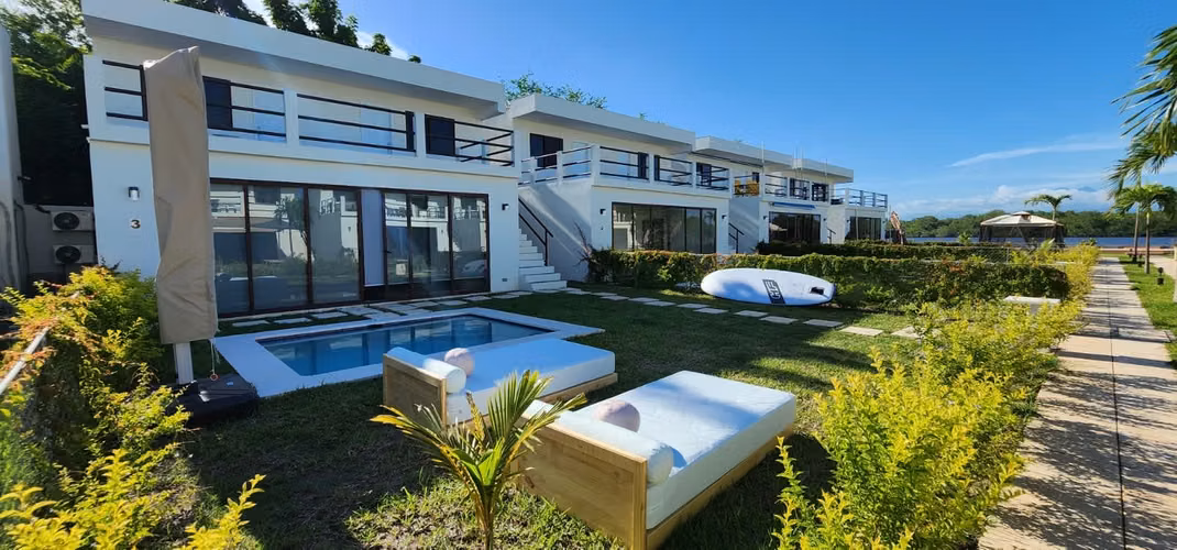 En venta lindo Townhouse en estero Jaltepeque. - Imagen 6