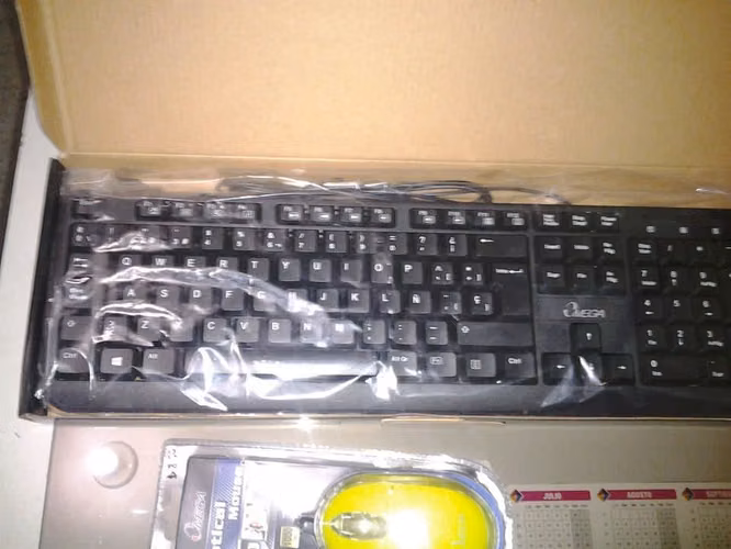 COMBO TECLADO MULTIMEDIA + MOUSE USB