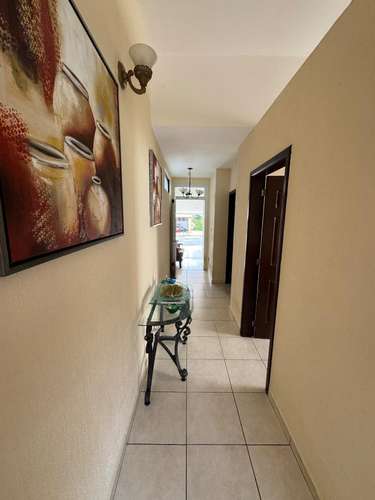 SE VENDE CASA MIRAMAR, San José villanueva, DE UNA PLANTA, tiene de terreno 400 v2