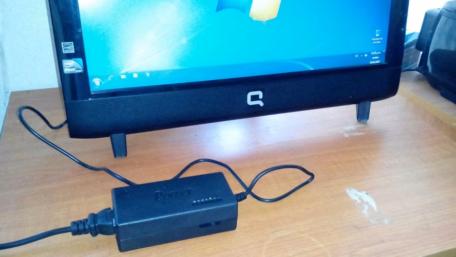 Fuente de Energia para laptops, minilaptops, Desktop todo en uno, routers etc