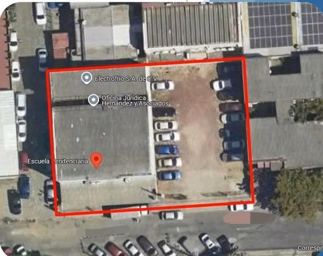 SE ALQUILA EDIFICIO EN ZONA CENTRO DE GOBIERNO / SAN SALVADOR - Imagen 12