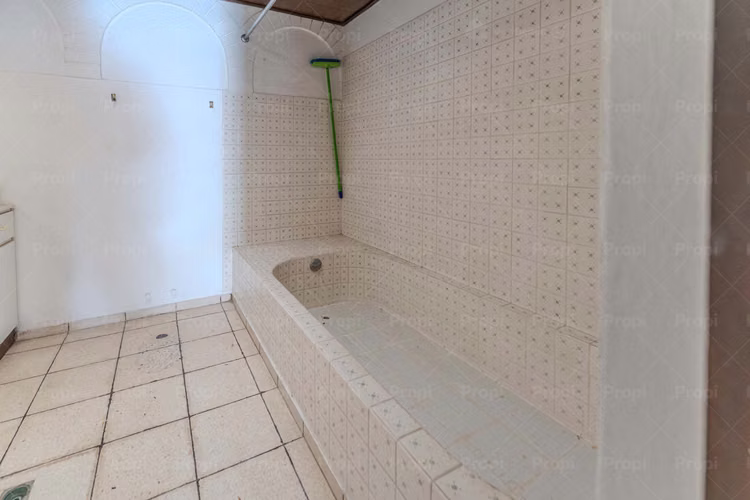 Colonia Escalon - Casa en Venta en San Salvador #3207
