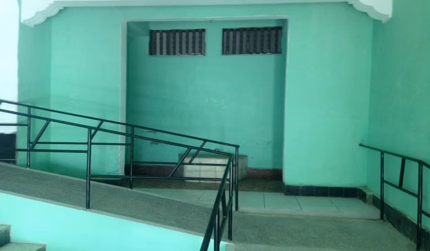 VENTA- CASA GRANDE ESTILO SEVILLA  CENTRO DE SONSONATE