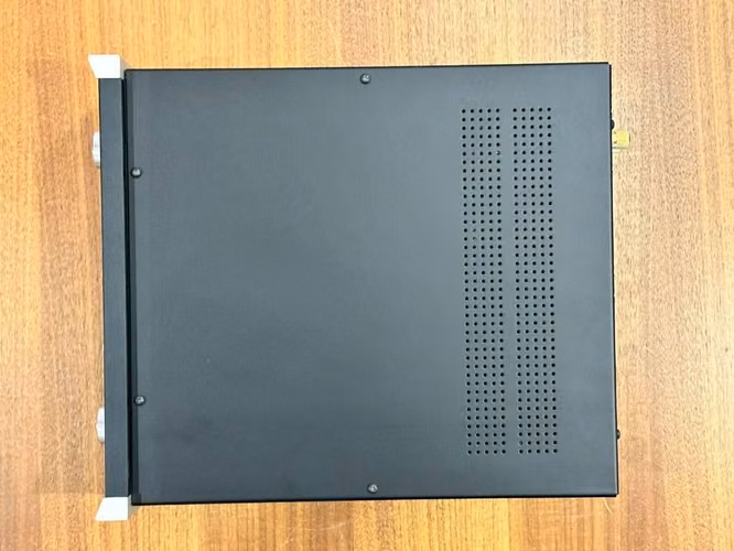McIntosh MP100 Phono Preamplifier