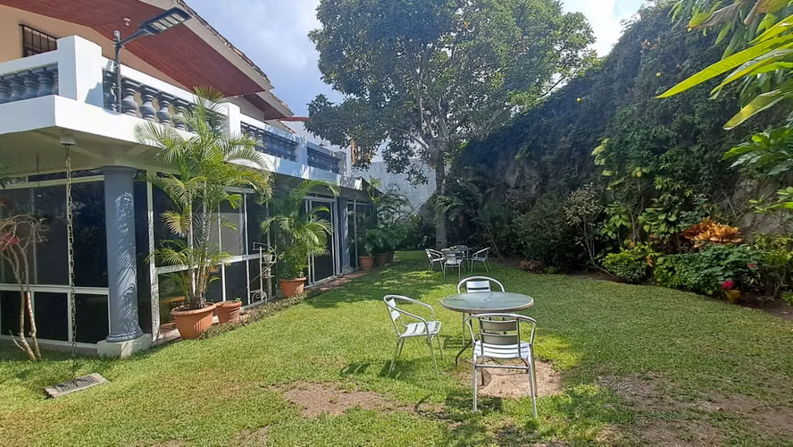 Venta o Alquiler de Casa bonita en Cumbres de Cuscatlan,Antiguo Cuscatlan en privado - Imagen 4