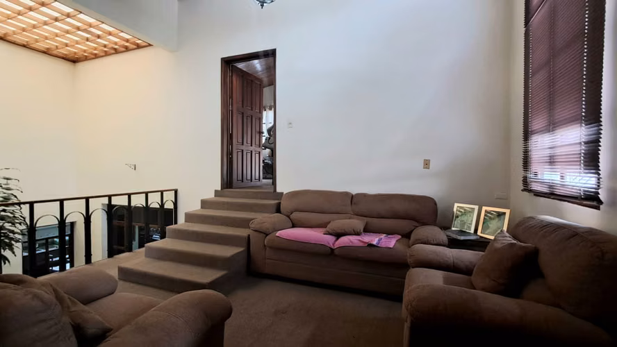 Venta o Alquiler de Casa bonita en Cumbres de Cuscatlan,Antiguo Cuscatlan en privado - Imagen 9