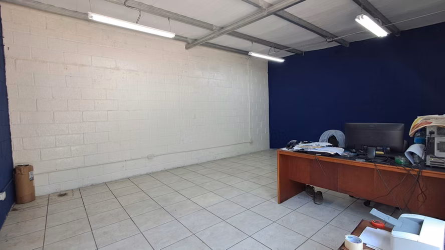Alquiler de Propiedad para bodega u otros en Barrio Modelo y calle Prado,  SS - Imagen 11