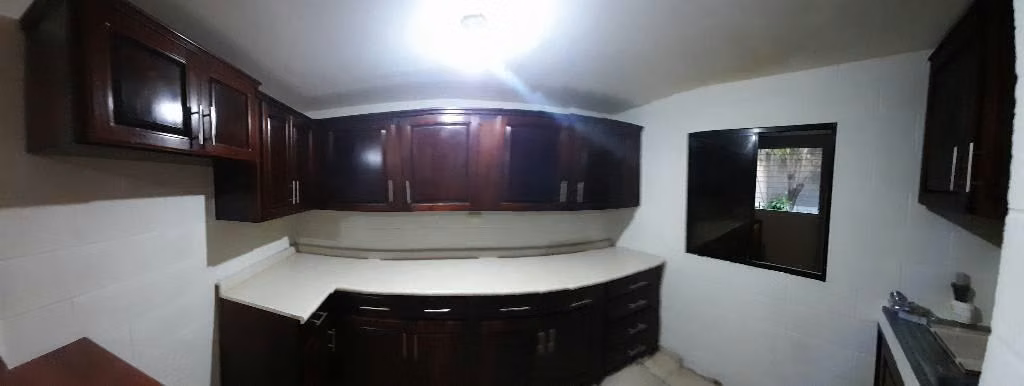 ALQUILER CASA EN LAS ARBOLEDAS