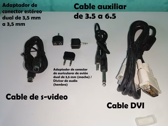 Cables USBs y cable DVI y adaptadores DVI a VGA, Molex etc