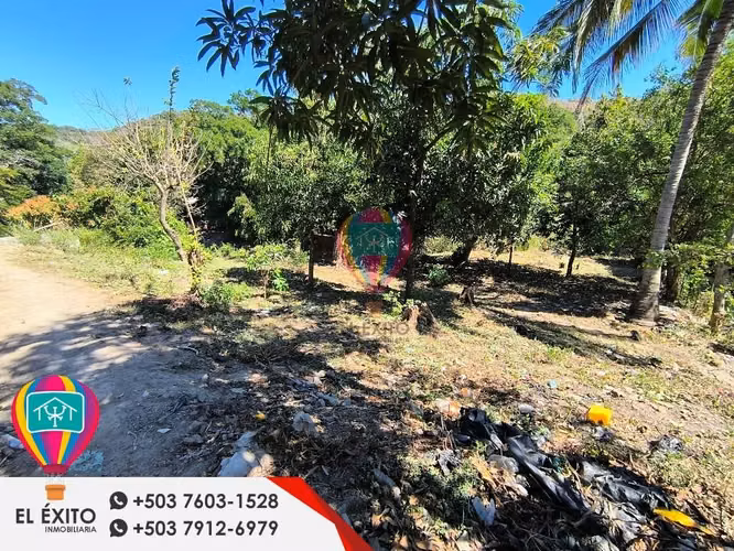 VENDO 2 LOTES A 5 MINUTOS DEL PUERTO DE LA LIBERYAD