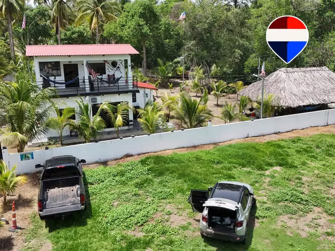 PLAYA MALIBU, SONSONATE, CASA EN VENTA. C ACCESO AL MAR, PRIVADO
