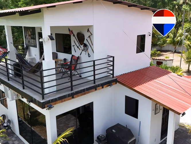 PLAYA MALIBU, SONSONATE, CASA EN VENTA. C ACCESO AL MAR, PRIVADO