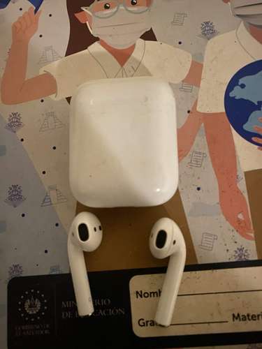 Airpods 2nd Gen - Imagen 3