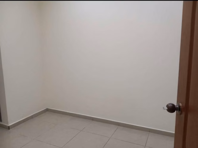 PROPIEDAD COMERCIAL EN RENTA – COLONIA ESCALÓN/ SAN SALVADOR