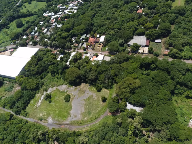 Terreno en venta, contiguo a CEPA La Unión.