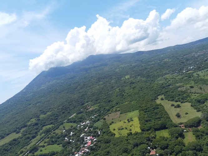 Terreno en venta, contiguo a CEPA La Unión.