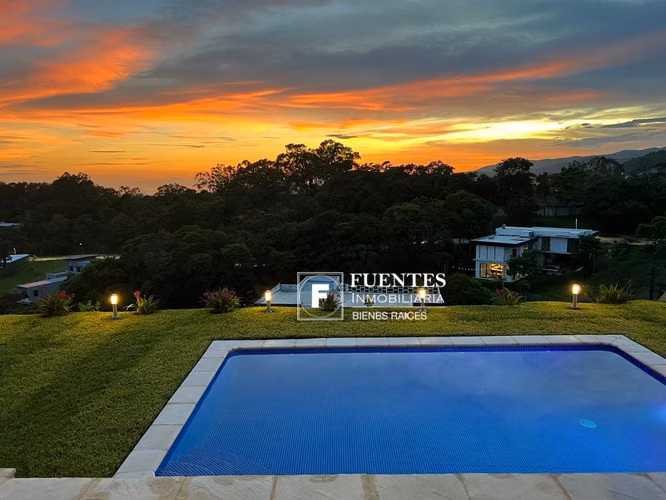 VENTA CASA EL ENCANTO COUNTRY CLUB SAN JOSE VILLANUEVA LA LIBERTAD