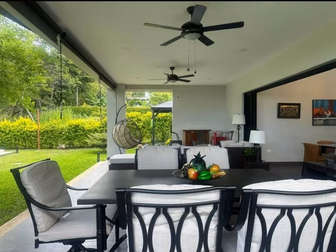 VENTA DE CASA EN EL ENCANTO, LA LIBERTAD (vive rodeado de jardines) - Imagen 4
