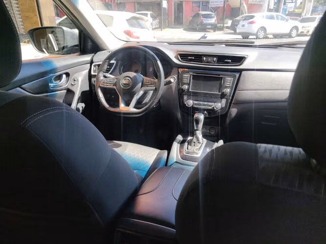 NISSAN ROGUE 2018