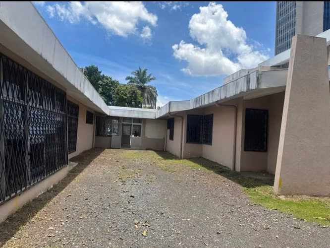 ALQUILER DE OFICINA CORPORATIVA/ ESCALÓN/ SAN SALVADOR