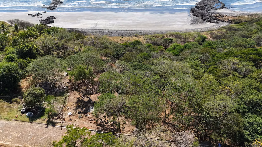 IMPRESIONANTE TERRENO FRENTE AL MAR EN LA VENTANA USULUTAN | $360,000 - Imagen 10