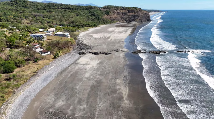 IMPRESIONANTE TERRENO FRENTE AL MAR EN LA VENTANA USULUTAN | $360,000 - Imagen 7
