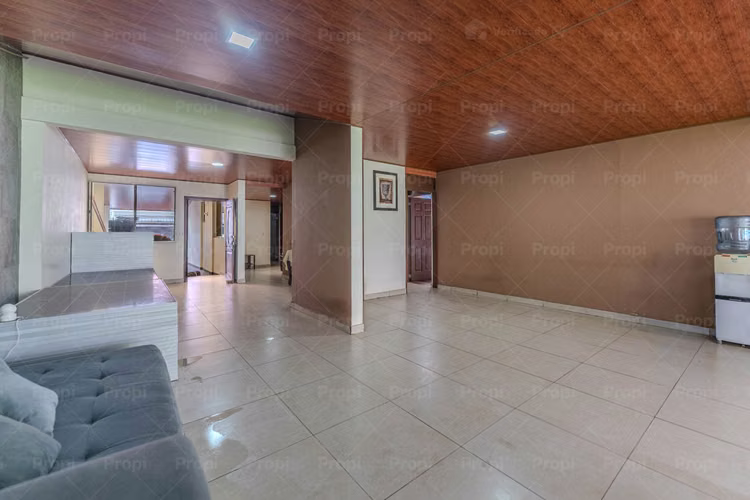 Las Palmeras - Casa en Venta en Santa Tecla #3637