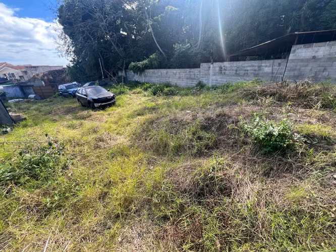 Colonia Escalón - Terreno en Venta en San Salvador #3664 - Imagen 2