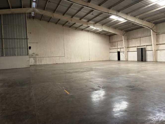 Alquiler de Bodega  Zona Privilegiada, complejo privado , Carretera a la Libertad