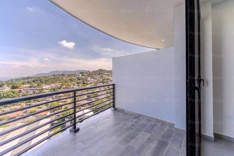 Torre Lomas 500 - Apartmento en Alquiler en San Salvador #3747