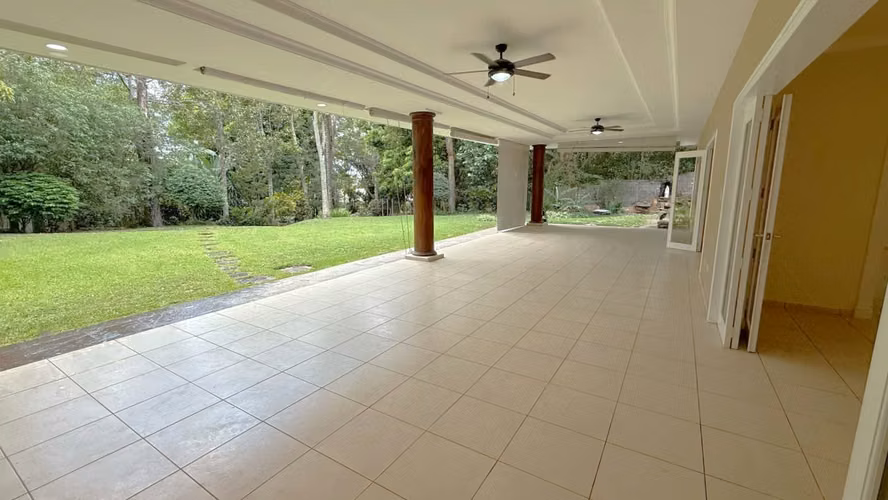 Quinta Residencial Las Piletas - Casa en Alquiler en Santa Tecla #3769
