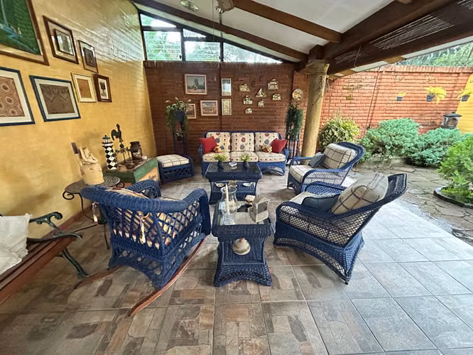 Colonia La Mascota - Casa en Venta en San Salvador #3780