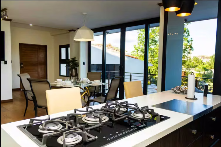 Lomas de San Francisco - Casa en Venta en San Francisco #3806