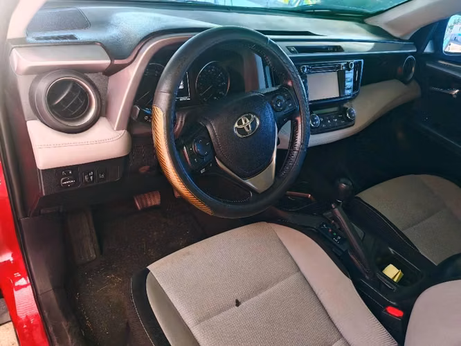 TOYOTA RAV4 XLE 2017