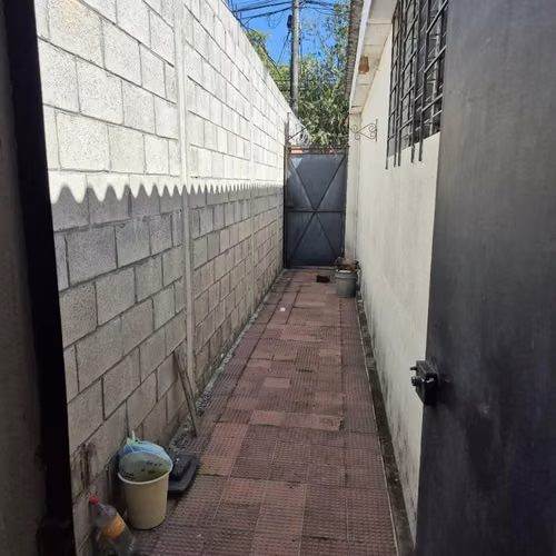 CASA EN VENTA UN NIVEL, COLONIA MIRAMONTE