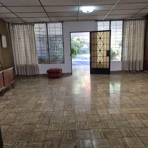 CASA EN VENTA UN NIVEL, COLONIA MIRAMONTE