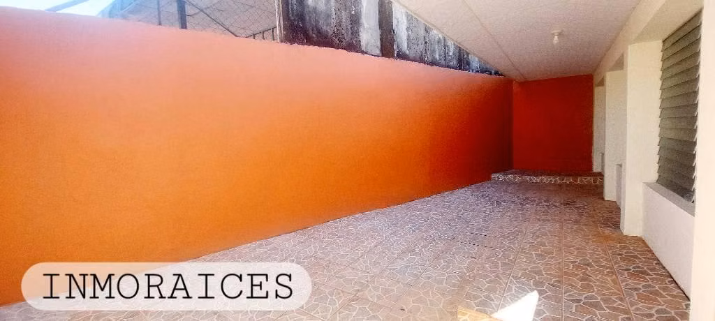 VENDO CASA EN MEJICANOS- CENTRICA