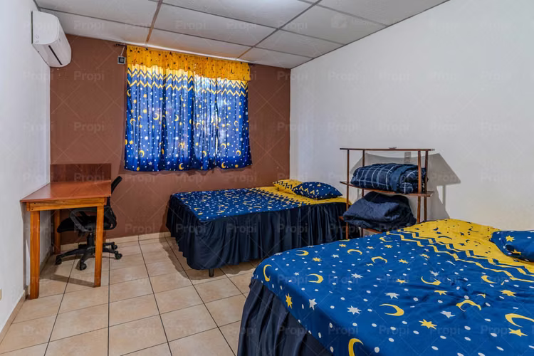 Parque Residencial Altamira - Apartamento en Alquiler en San Salvador #3847