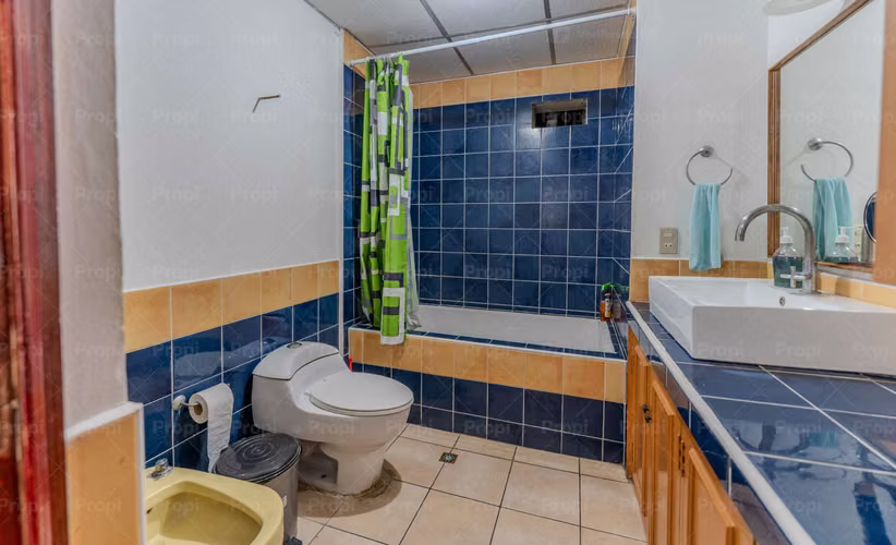 Parque Residencial Altamira - Apartamento en Alquiler en San Salvador #3847