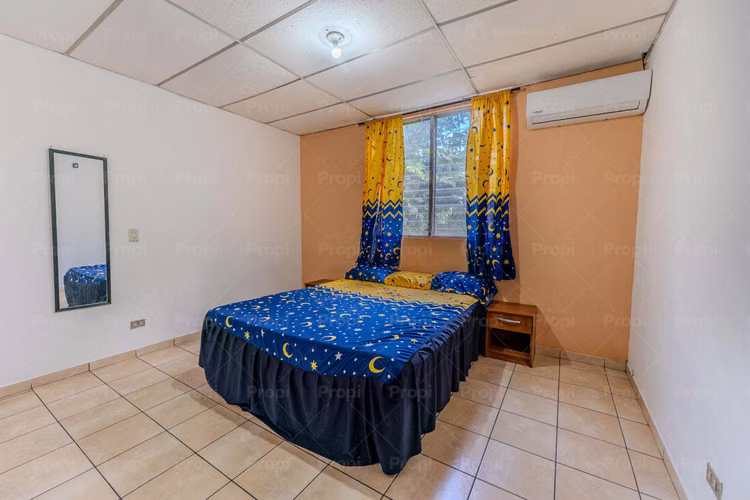 Parque Residencial Altamira - Apartamento en Alquiler en San Salvador #3847
