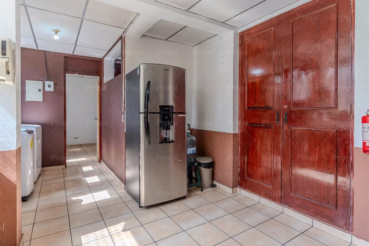 Parque Residencial Altamira - Apartamento en Alquiler en San Salvador #3847