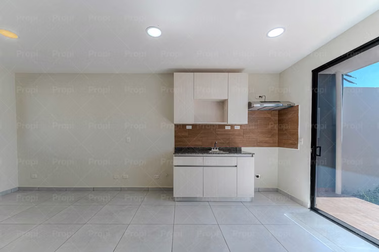 Comalapa Flats - Casa en Alquiler en San Luis Talpa #3854